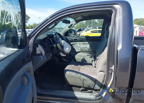 2013 Toyota Tacoma из США, поврежденный, VIN 5TFPX4EN9DX018306